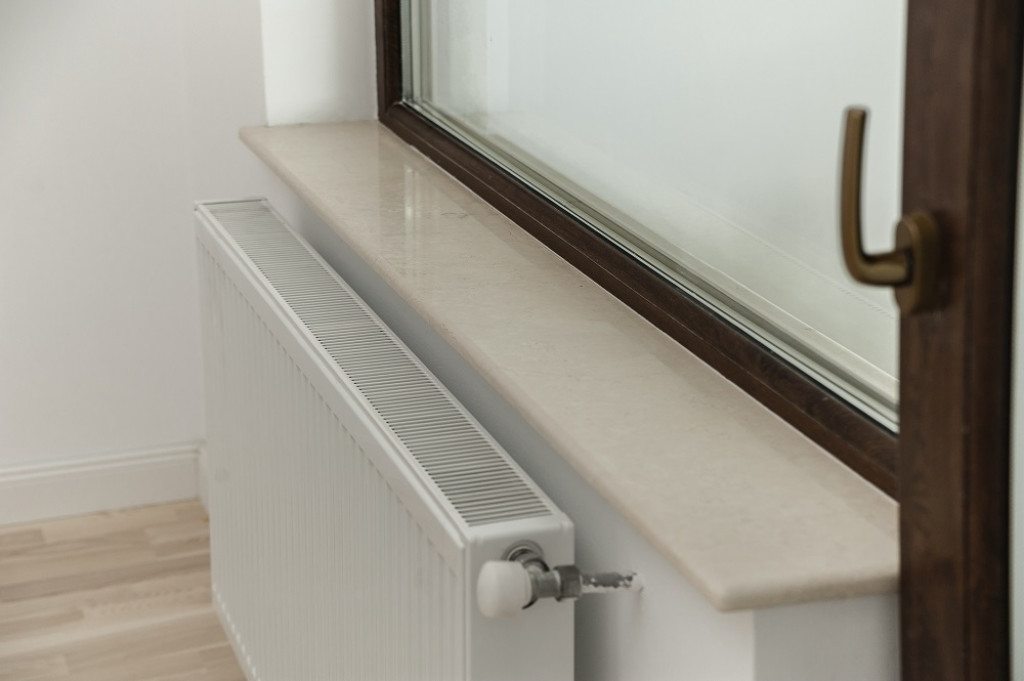 marmurowy parapet.jpg.w,1024.19456